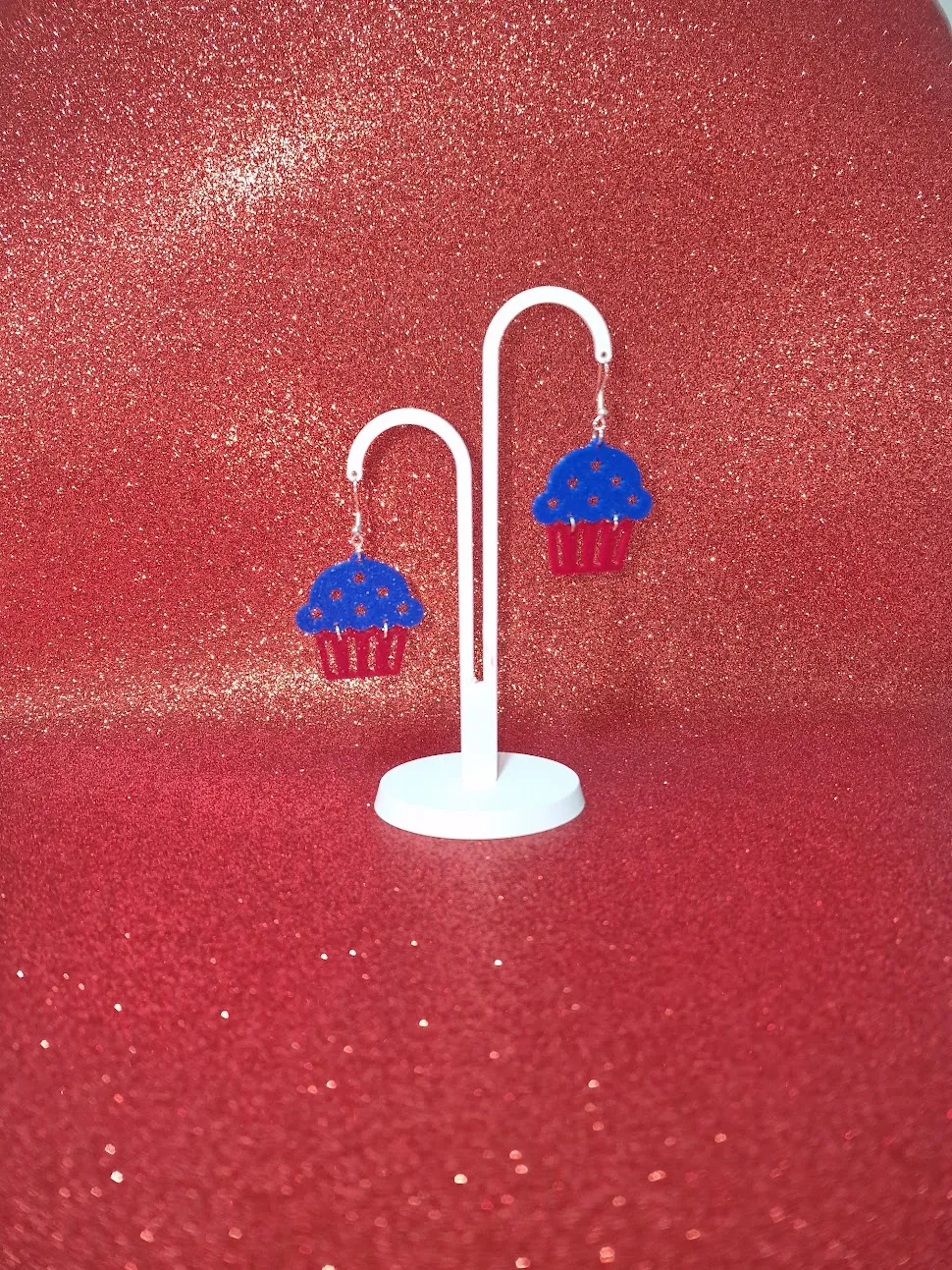 Independence day cupcake earrings view 3
