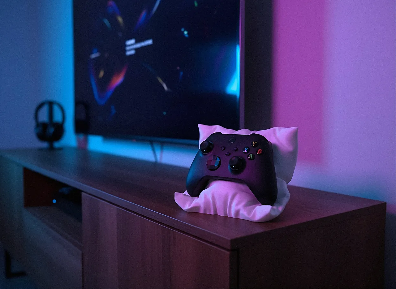 Xbox controller pillow stand view 3