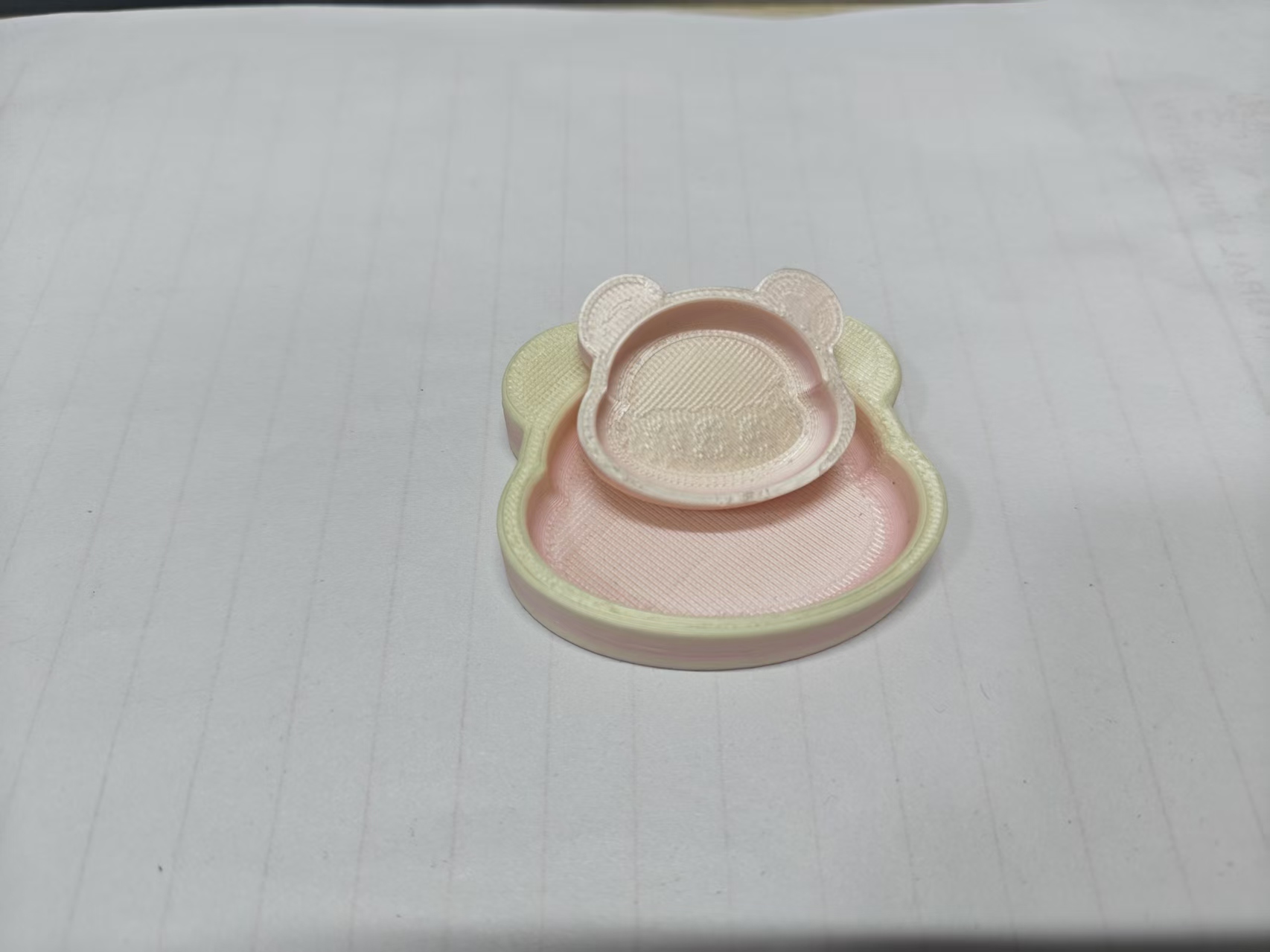 Miniatura 1 do modelo 3D 睫角守宫 小熊维尼果泥盘