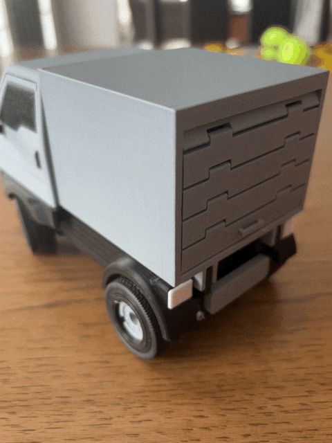 CyberBrick Truck Delivery Back (roll up door)