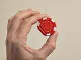 Играчка фиджет с казино чипове