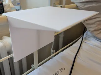 Table for hospital bed (DK Compatible)