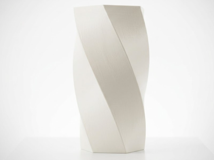 Minimal Twisted Vase