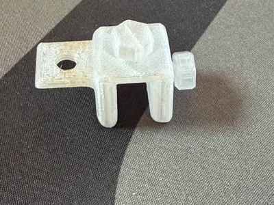 Fish tank anti-jump net clip