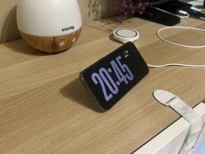 Magsafe holder