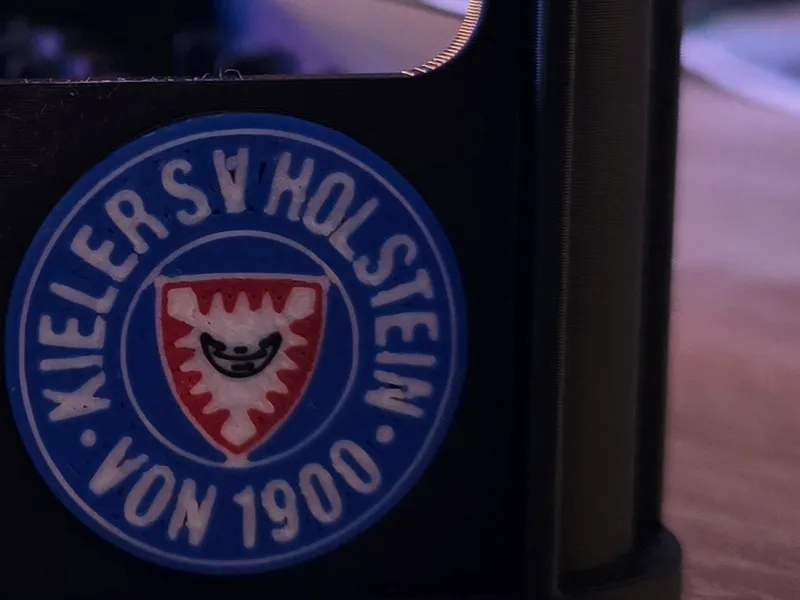 Holstein Kiel Logo Perfekt als FanMagnet oder Deko