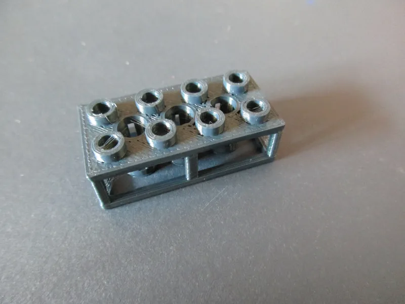 Super Savings Brick 2x4 normal height