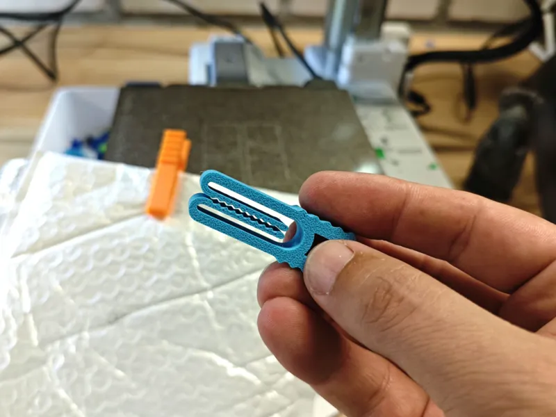 Mini Bag Clip