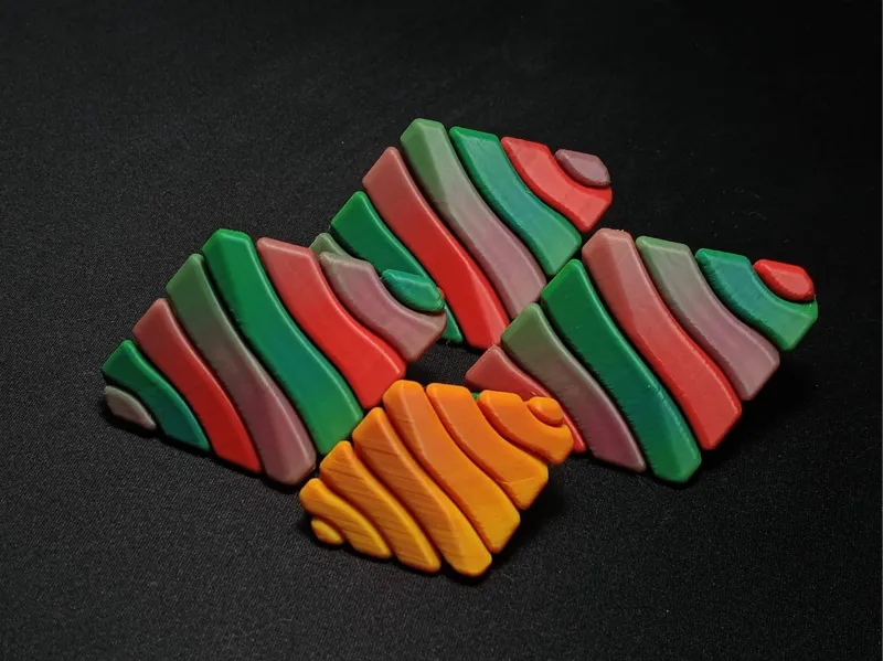 Passthrough Pyramids Puzzle - Print In Place
