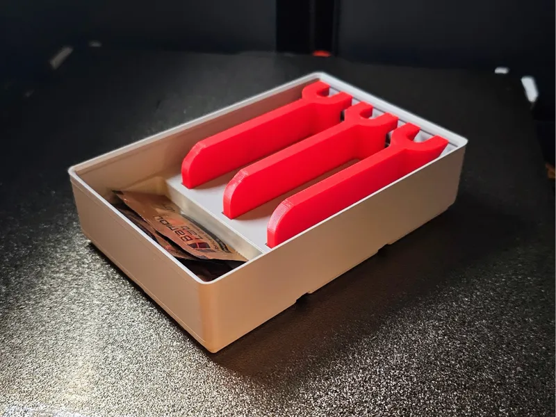 Box für Führungsstangenreiniger