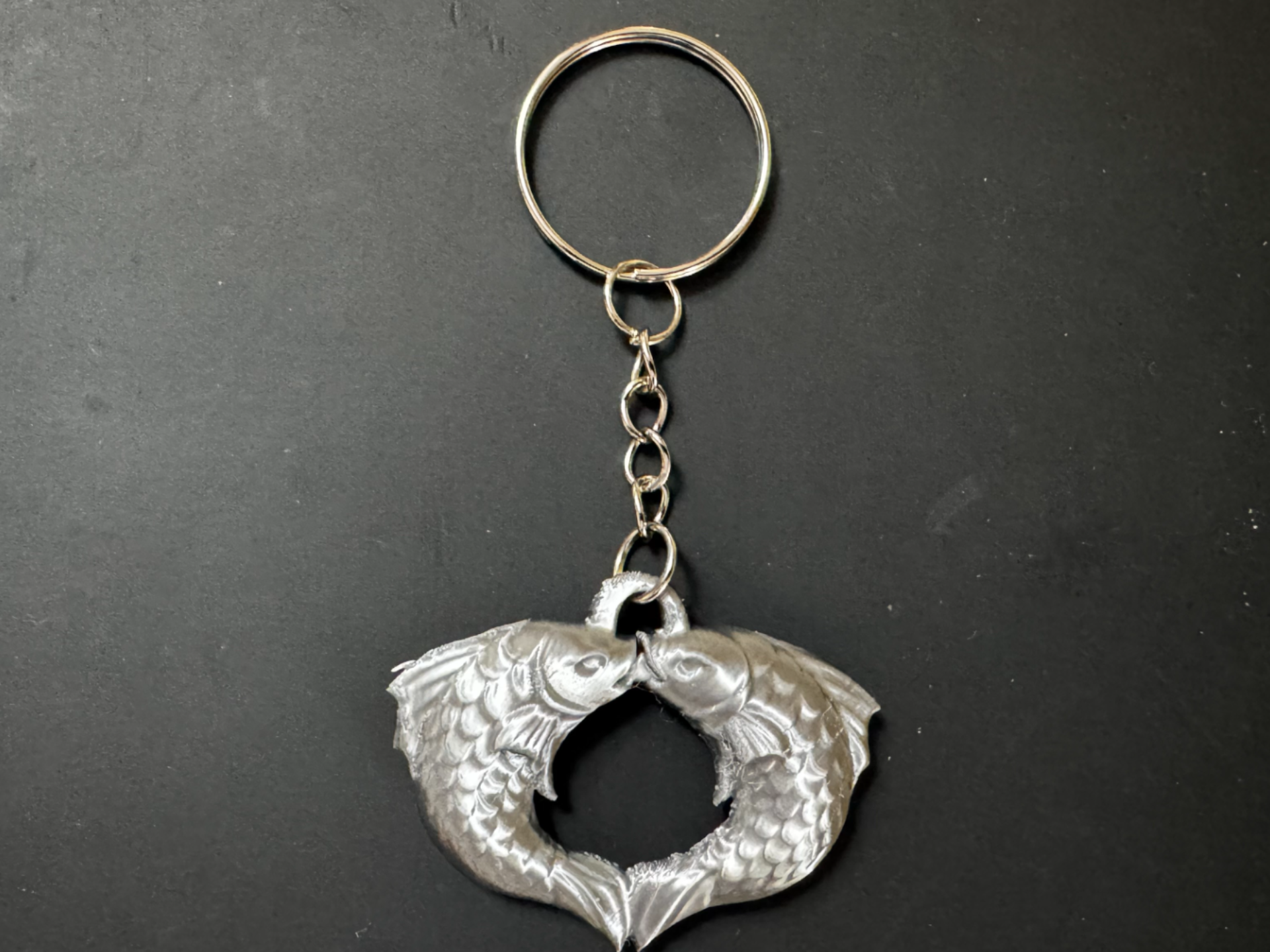 Pisces Zodiac Keychain – 3D Printable Twin Fish