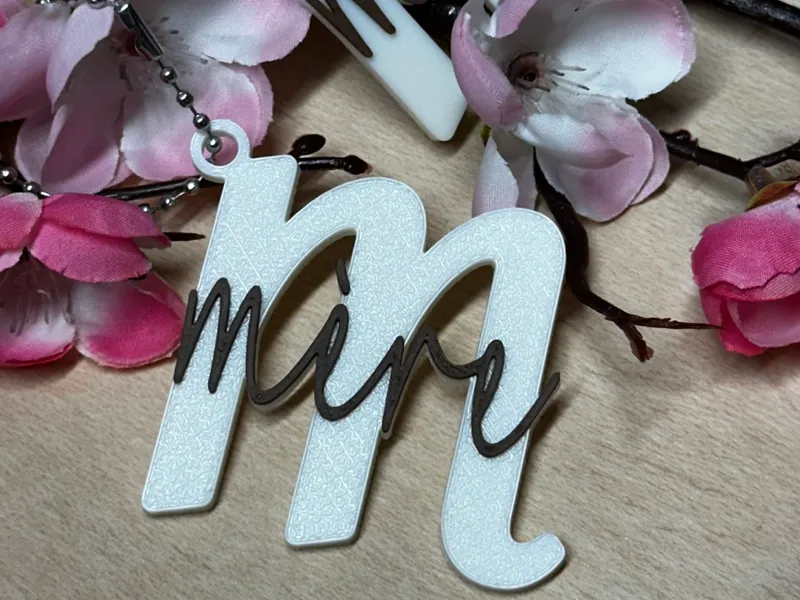 M pour Mère Keychain
