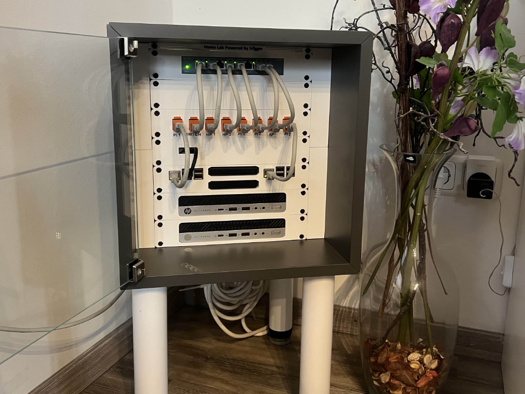 IKEA EKET 10″  Home-Server Rack