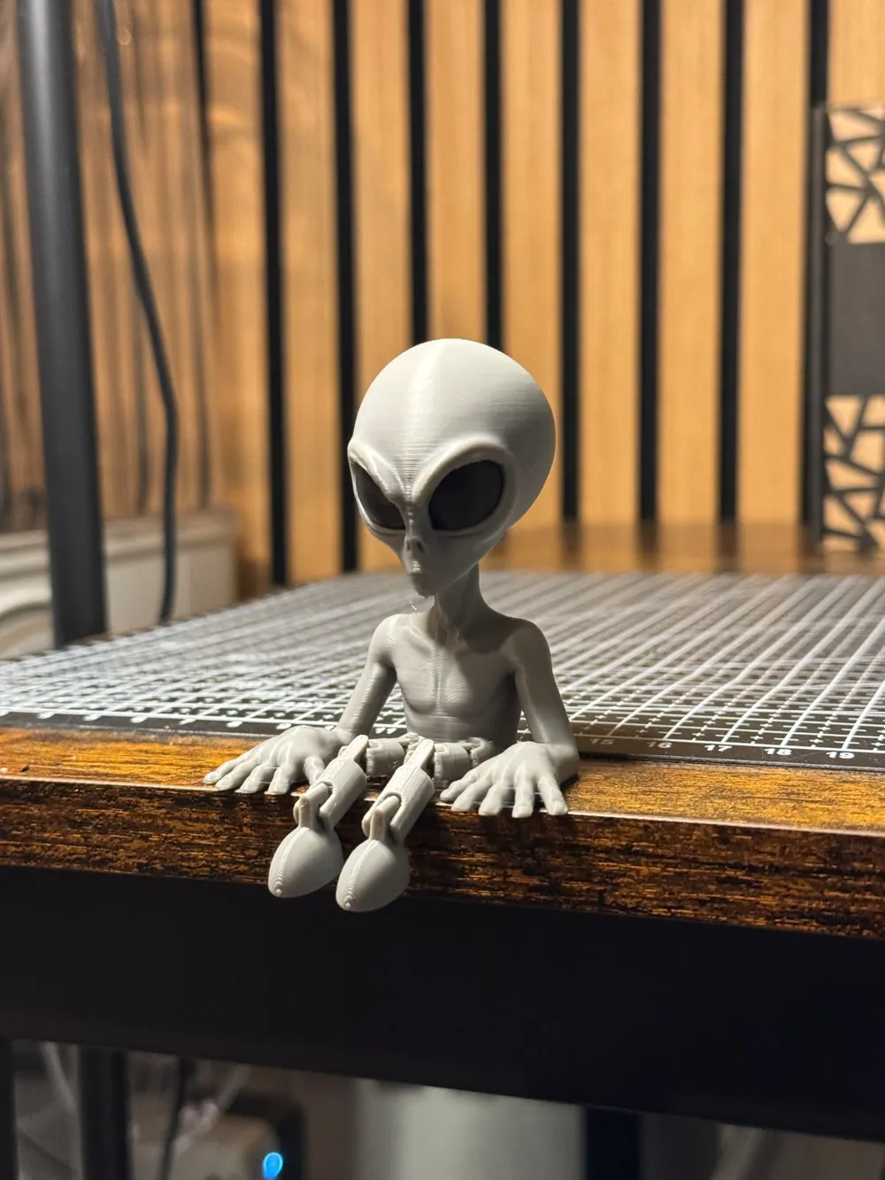 Little Grey Alien - Halloween Shelf Sitter #19 - Free 3D Print Model ...