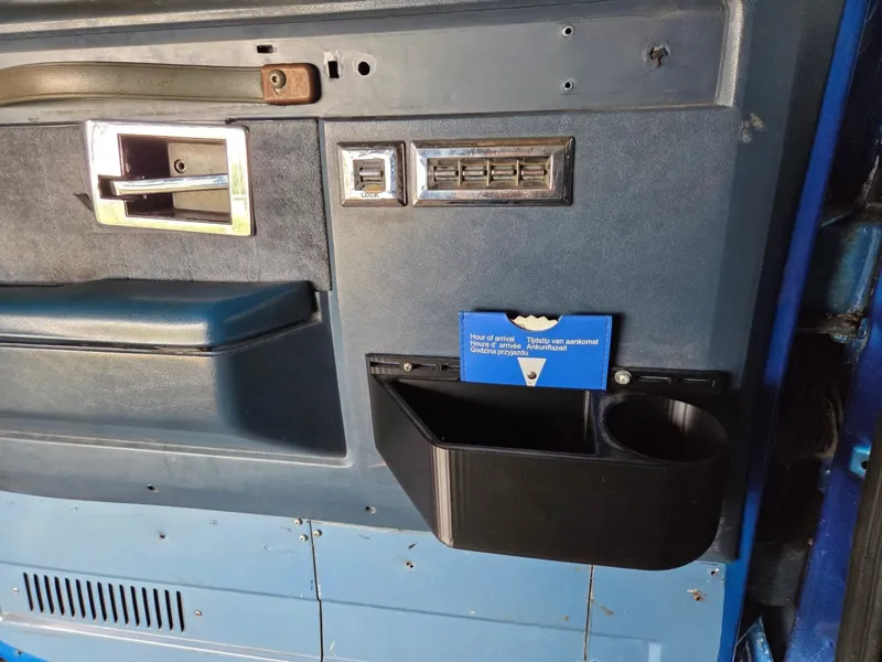 Squarbody cupholder door left side