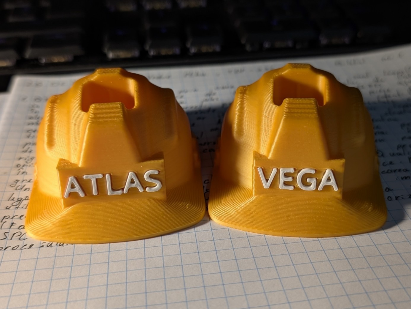 Miniatura 3 do modelo 3D Hard Hat Hub Protector 