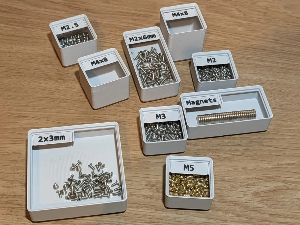 Gridfinity bins with swappable label - Free 3D Print Model - MakerWorld