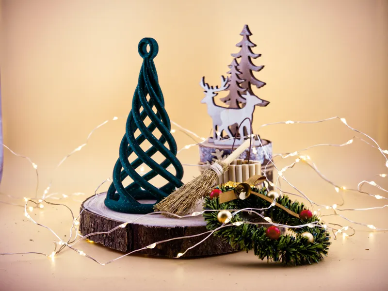 Spiral Christmas tree hanging ornament