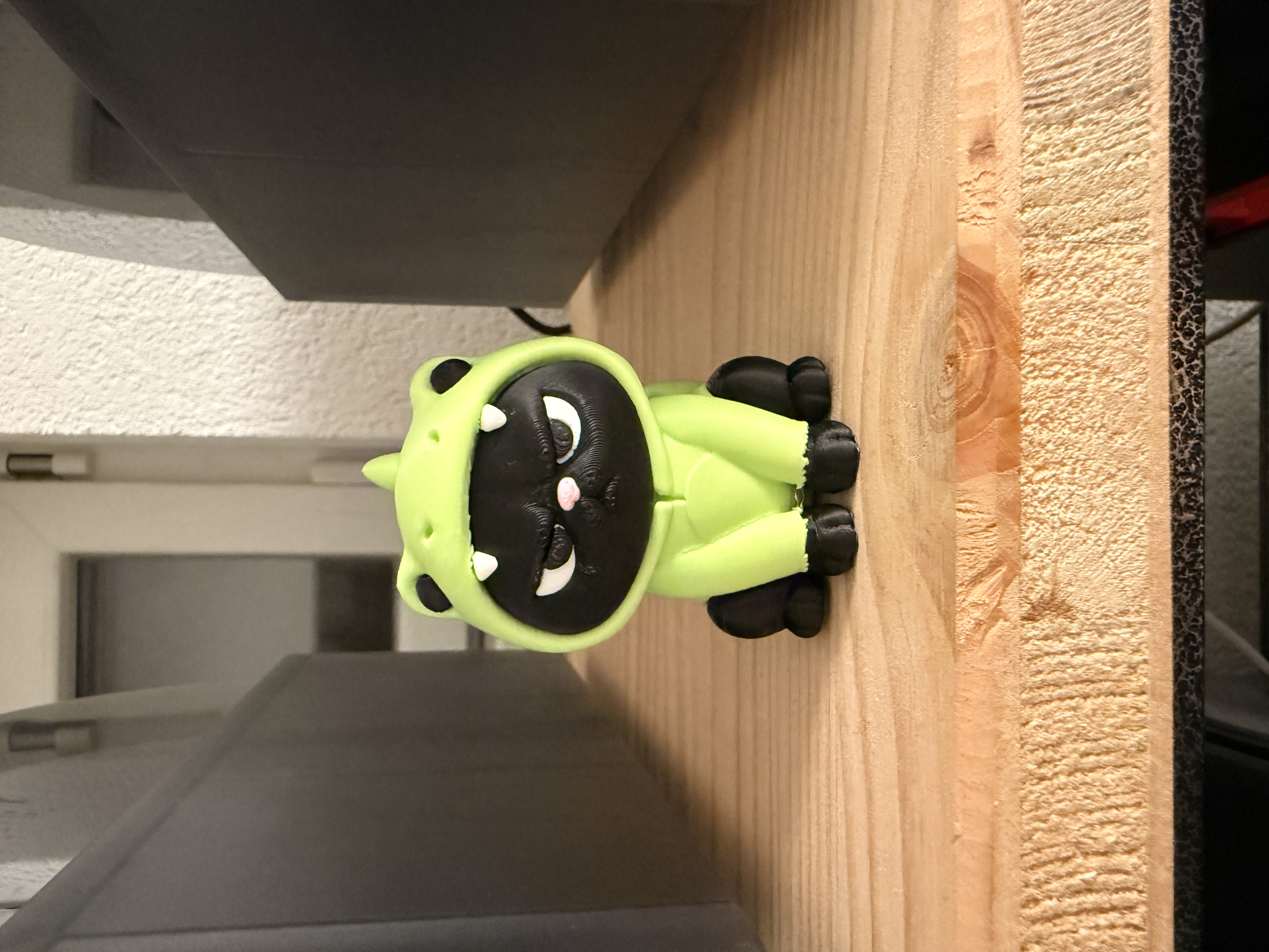 Miniatura 2 do modelo 3D Grumpy Dino Cat