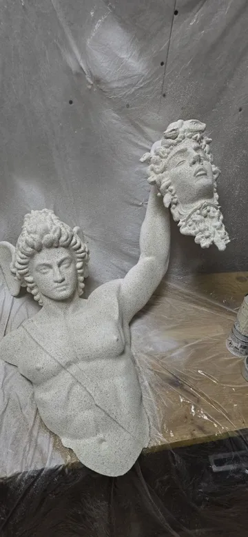 Figura decorativa: PERSEO & MEDUSA La escultura que SALE del espejo — vista de referencia 4