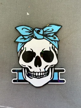 Accesorio para sujetar ligas de cabello: Girly Skull Hair Tie Holder — vista de referencia 5