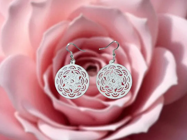 Esa flower earrings