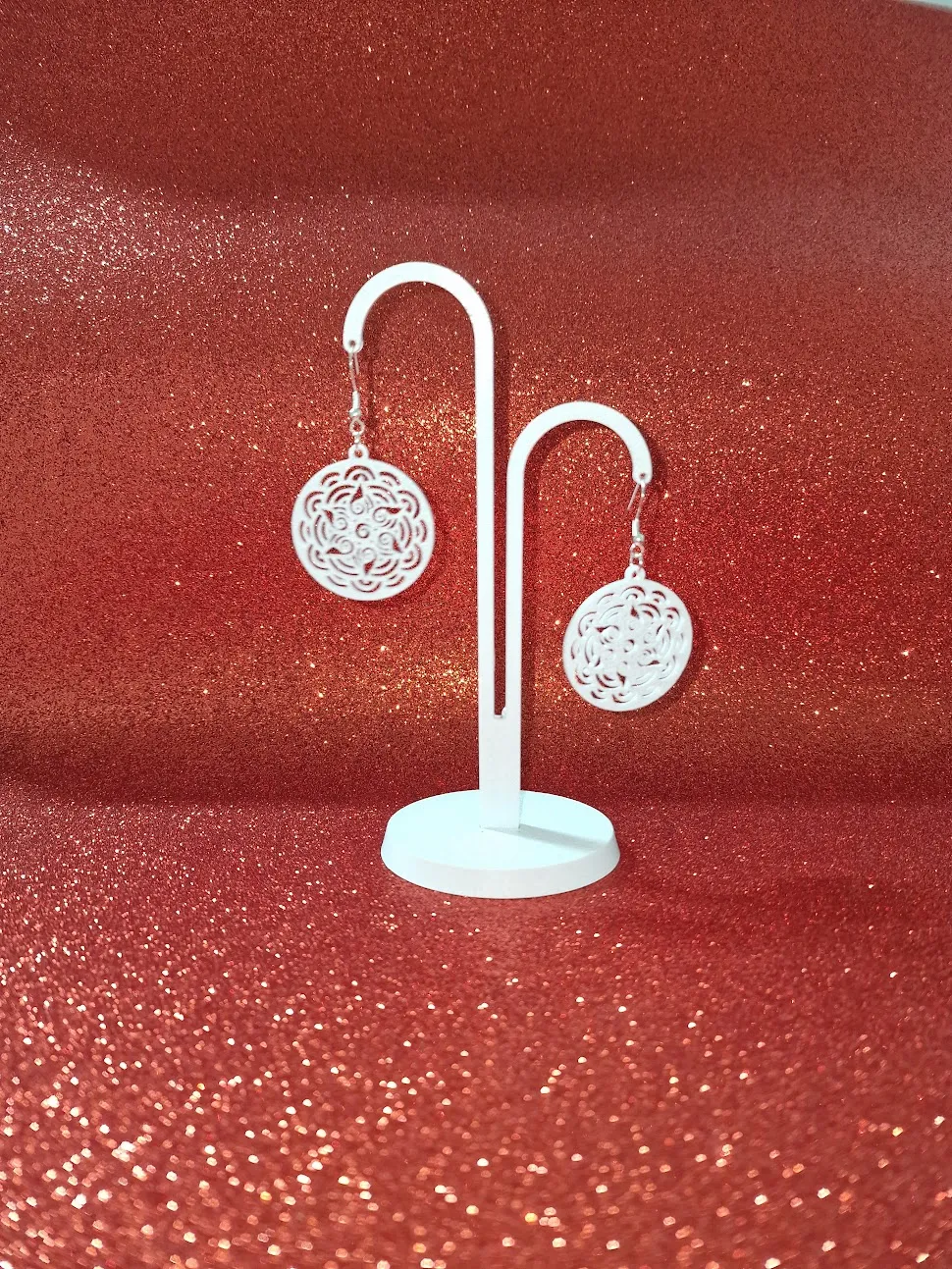 Esa flower earrings view 3