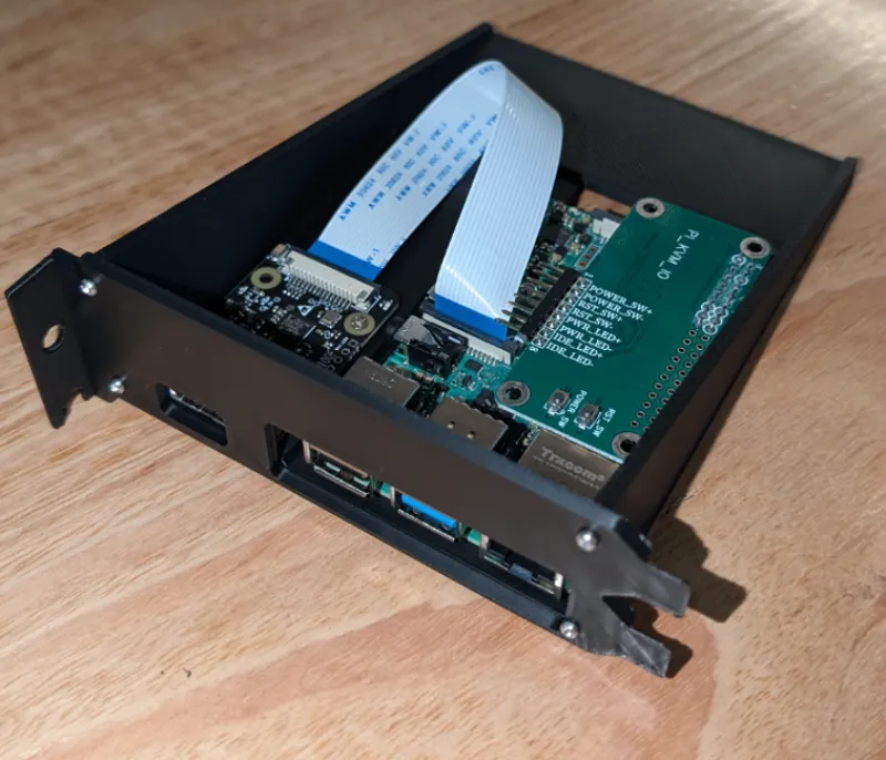 PI 4 KVM Server Mount