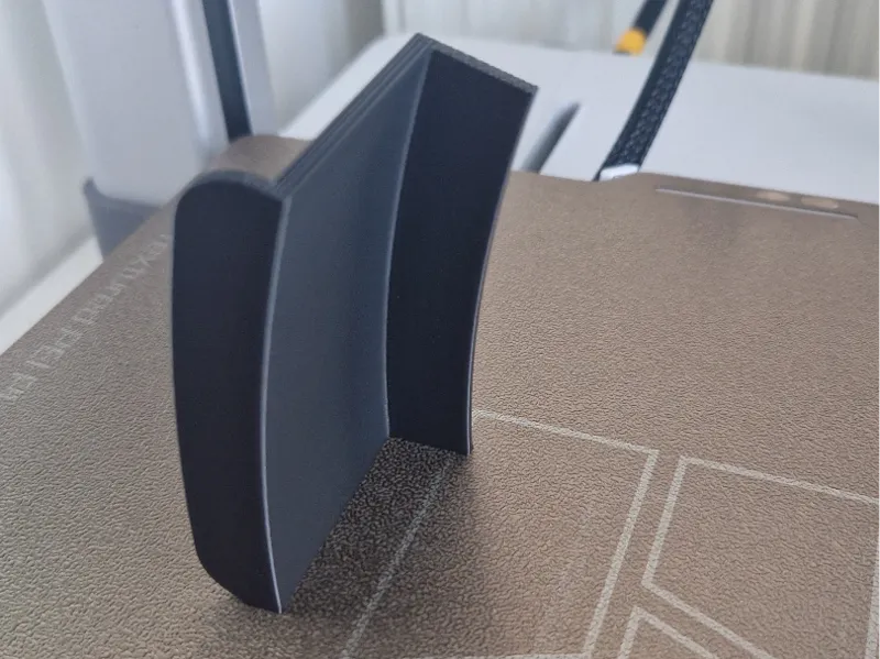 Dart Surround befestigung