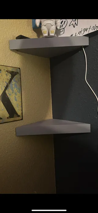 floating corner shelf and mounting bracket