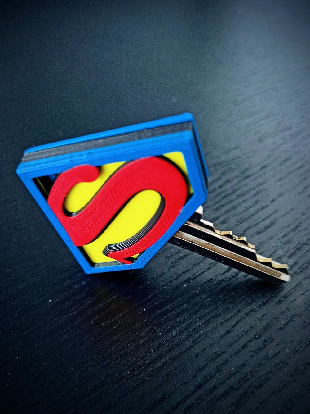 Superman - key cover - Free 3D Print Model - MakerWorld