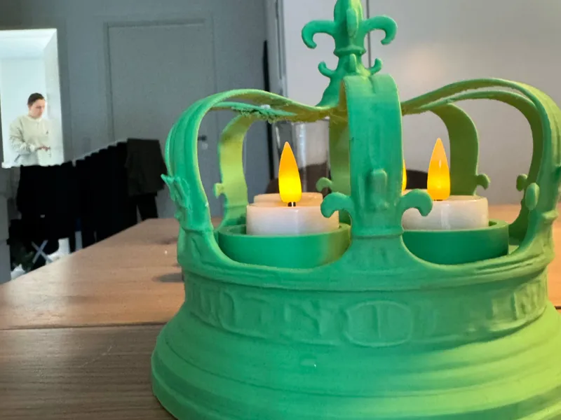 Tea light candle holder designed by blind person