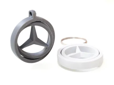 Free-Spinning Mercedes-Benz Star Keyring
