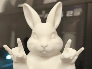 Süßer Heavy Metal Osterhase Osterdeko 