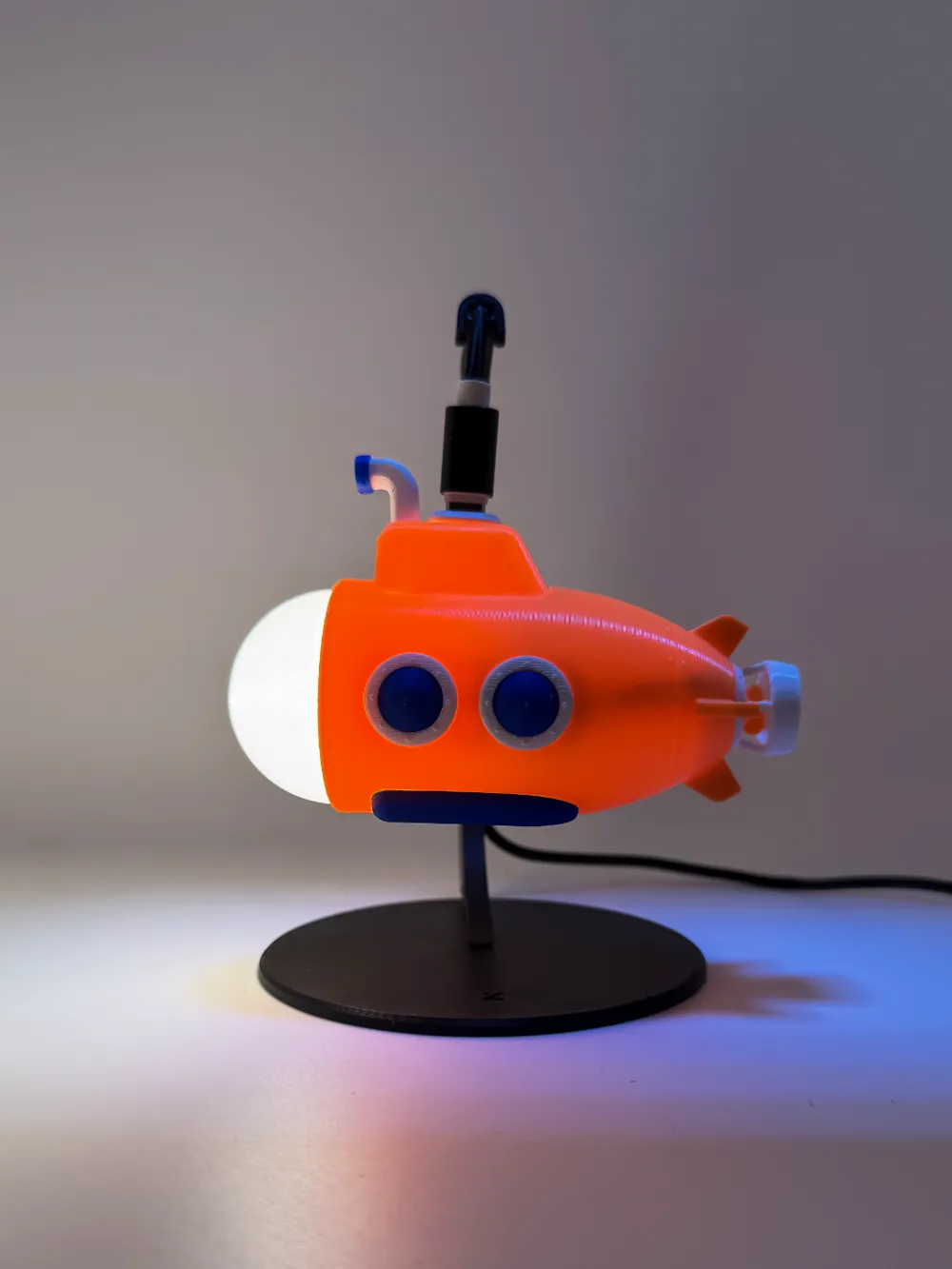 Abajur Submarino - Modelo gratuito para impressão 3D - MakerWorld, image size:1000x1333