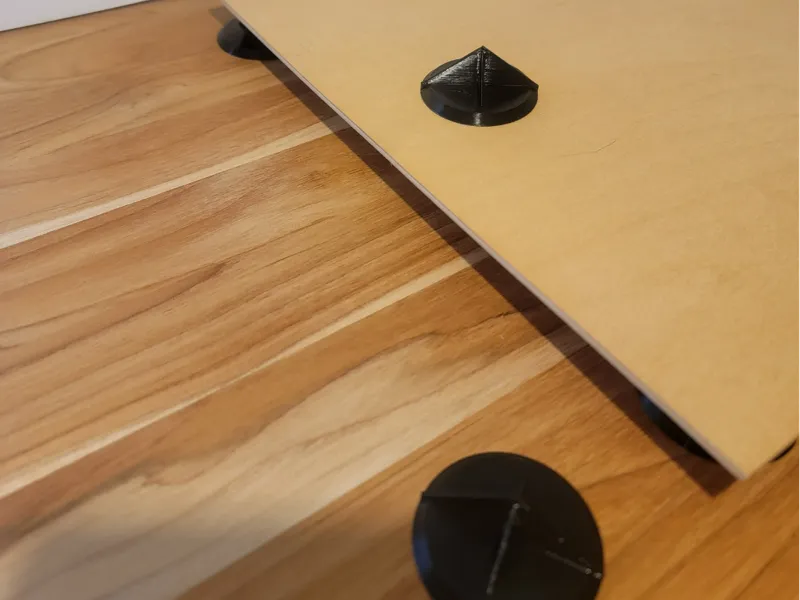 Painting stands