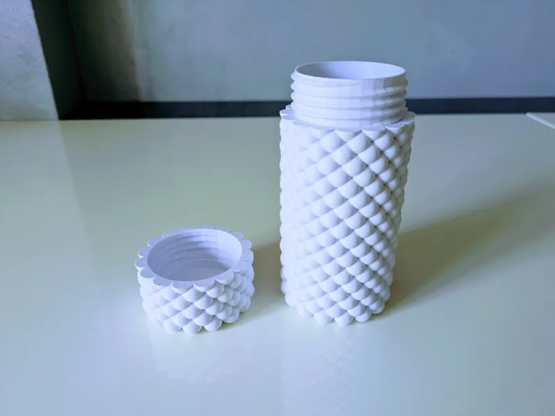 Jar with lid