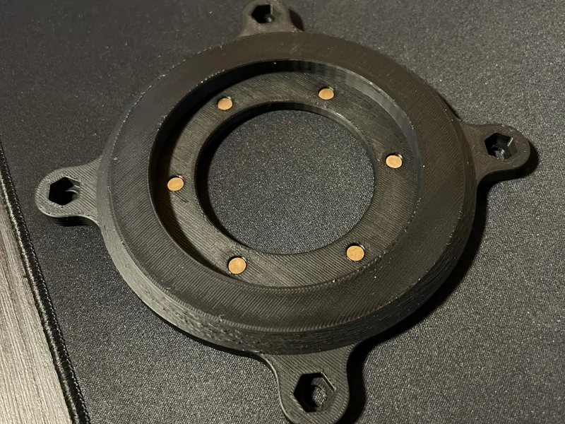 Turntable plate mount