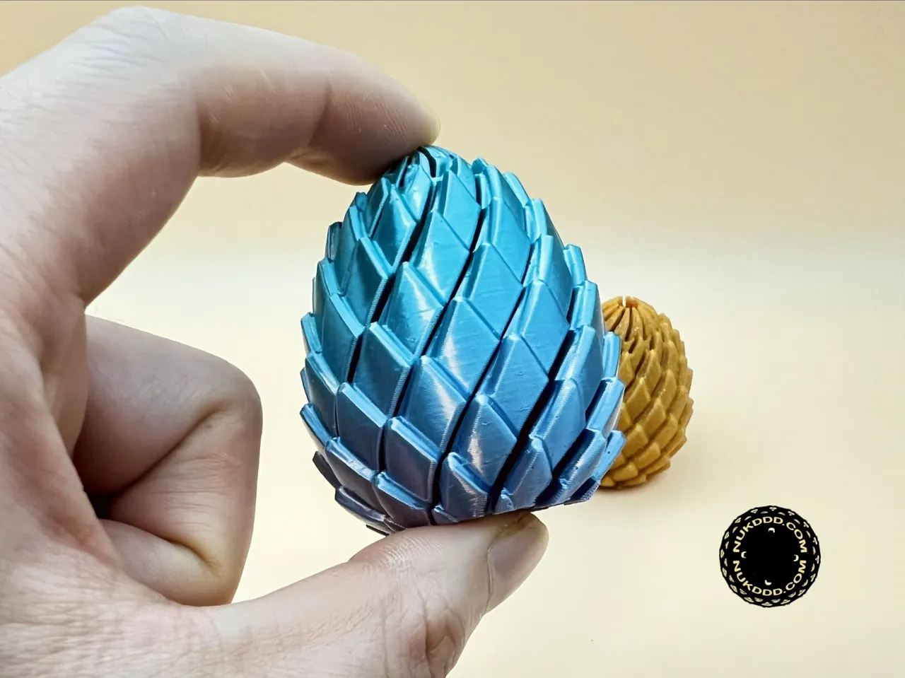 Twisty Mini Dragon Egg Fidget view 3