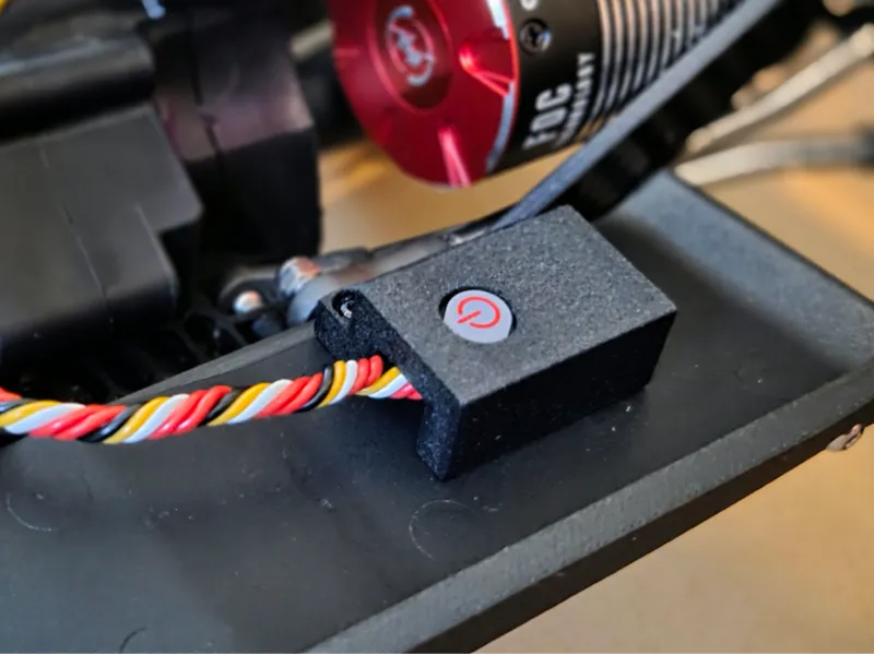 Hobbywing Power Button Mount for Axial SCX 10 Pro