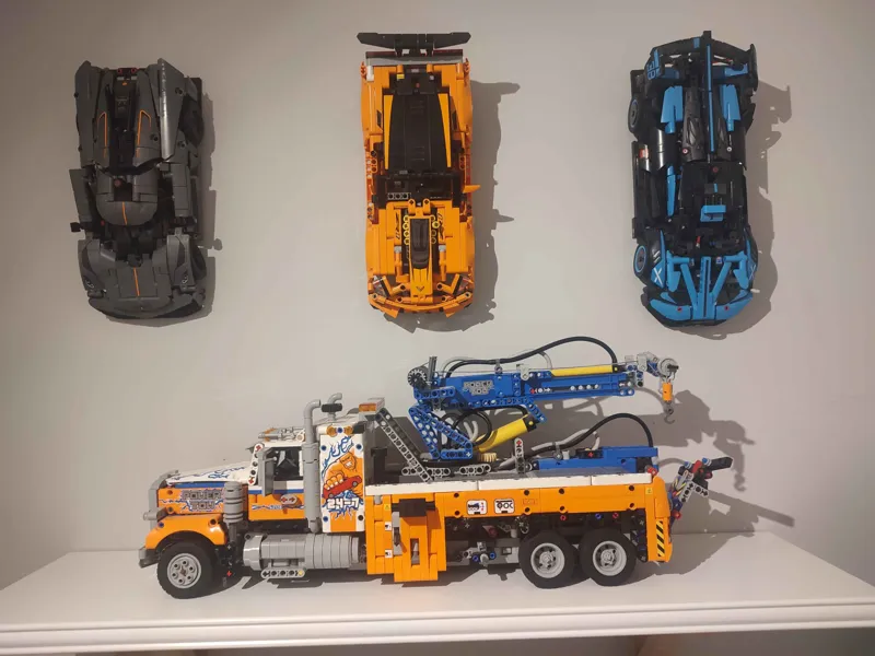 L€GO Technic car wall mount