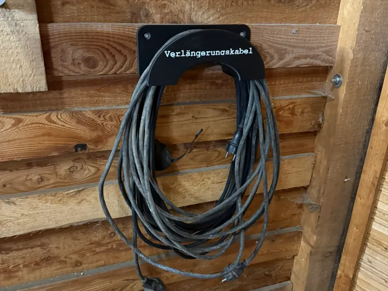 Verlängerungskabel Wandhalter