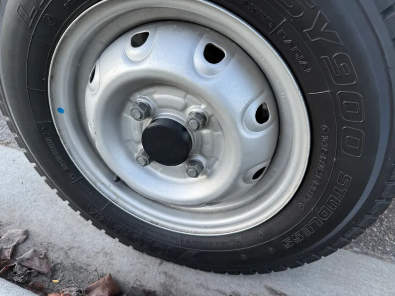 Suzuki Carry DD51T Wheel Center Cap