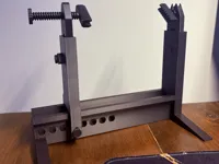 Étau de soudage pour circuits imprimés — photo 1