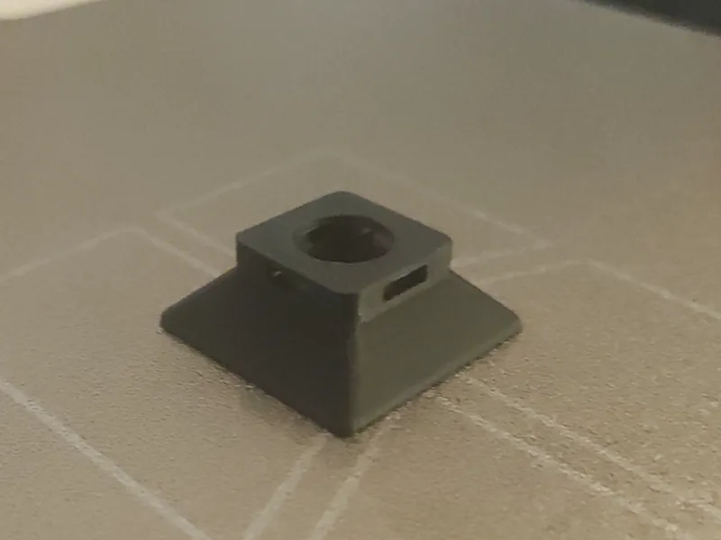 Cable Tie Mount- 5mm screw 