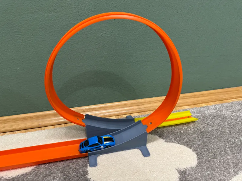 Looping für 1/64 Auto Rennbahn