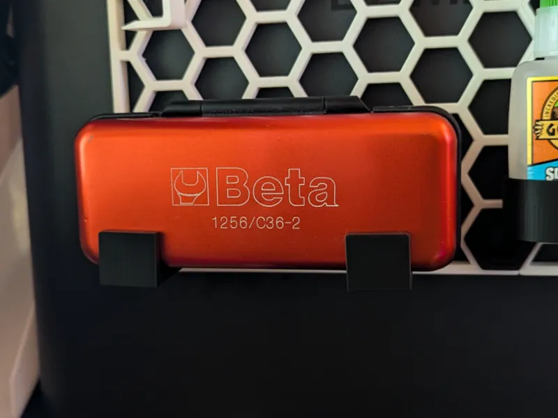 HSW Beta driver set mounting brackets.