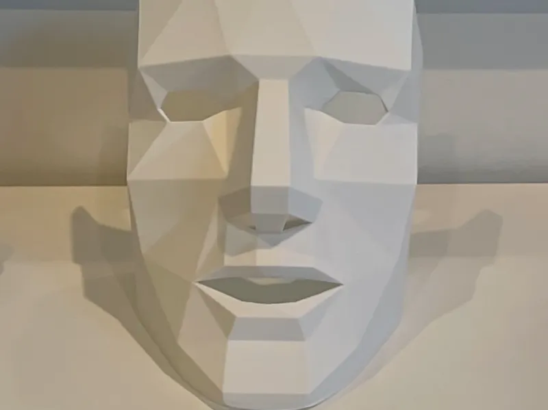 Lowpoly Mask for pictures, cosplays, or headphones