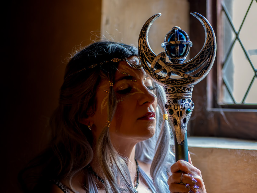 Moonlit Arcanist Staff
