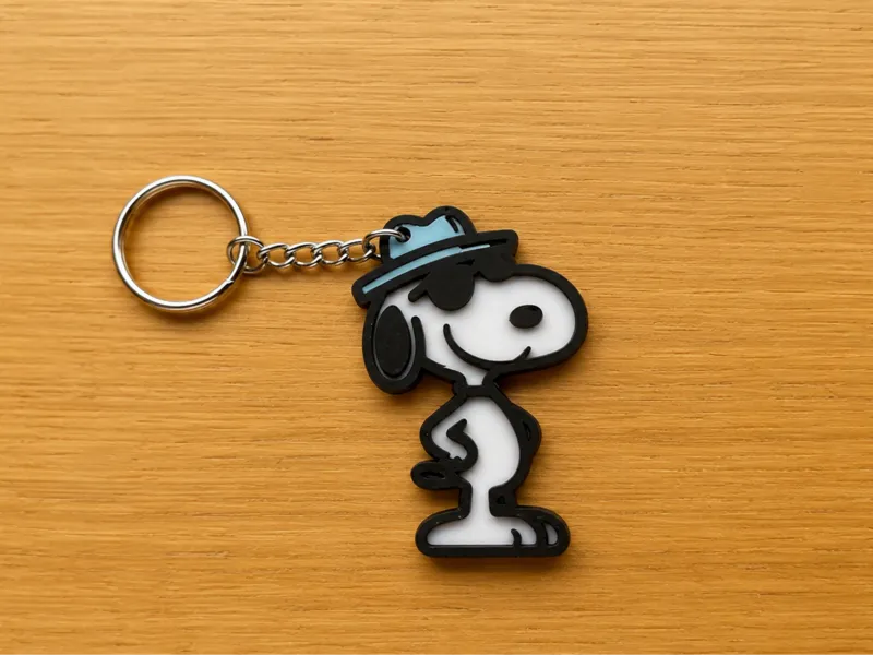 Snoopy being cool keychain